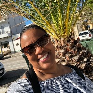 Meet your Posher, Sondra